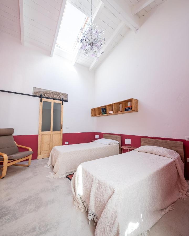 Binzas Betzas Agriturismo Sedilo ภายนอก รูปภาพ