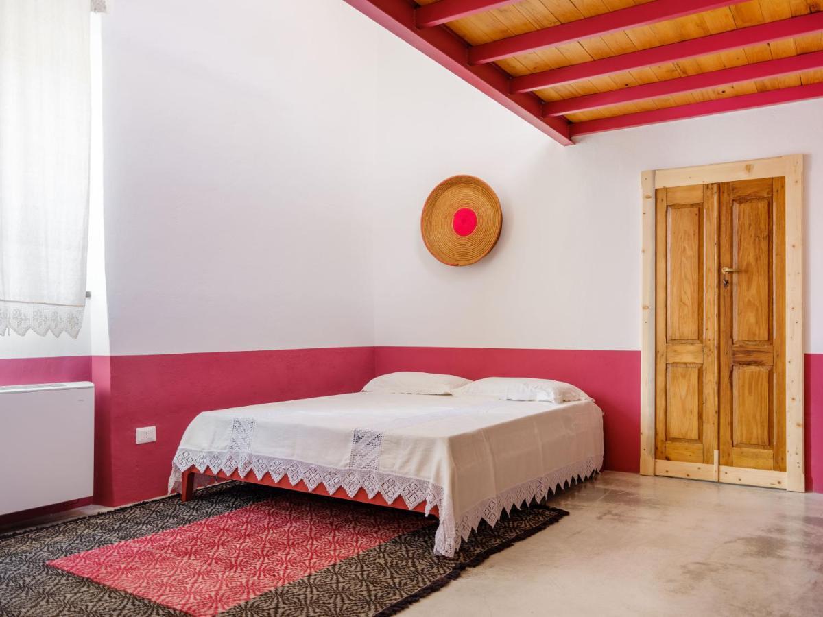 Binzas Betzas Agriturismo Sedilo ภายนอก รูปภาพ
